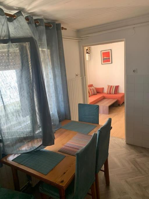 Cheerfull 2-Bedroom With Patio. Close To All Ameneties. Zágráb Kültér fotó